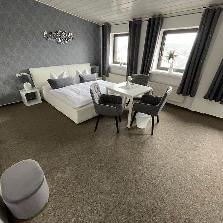 Hotel Schwanenburg Kleve  Bagian luar foto