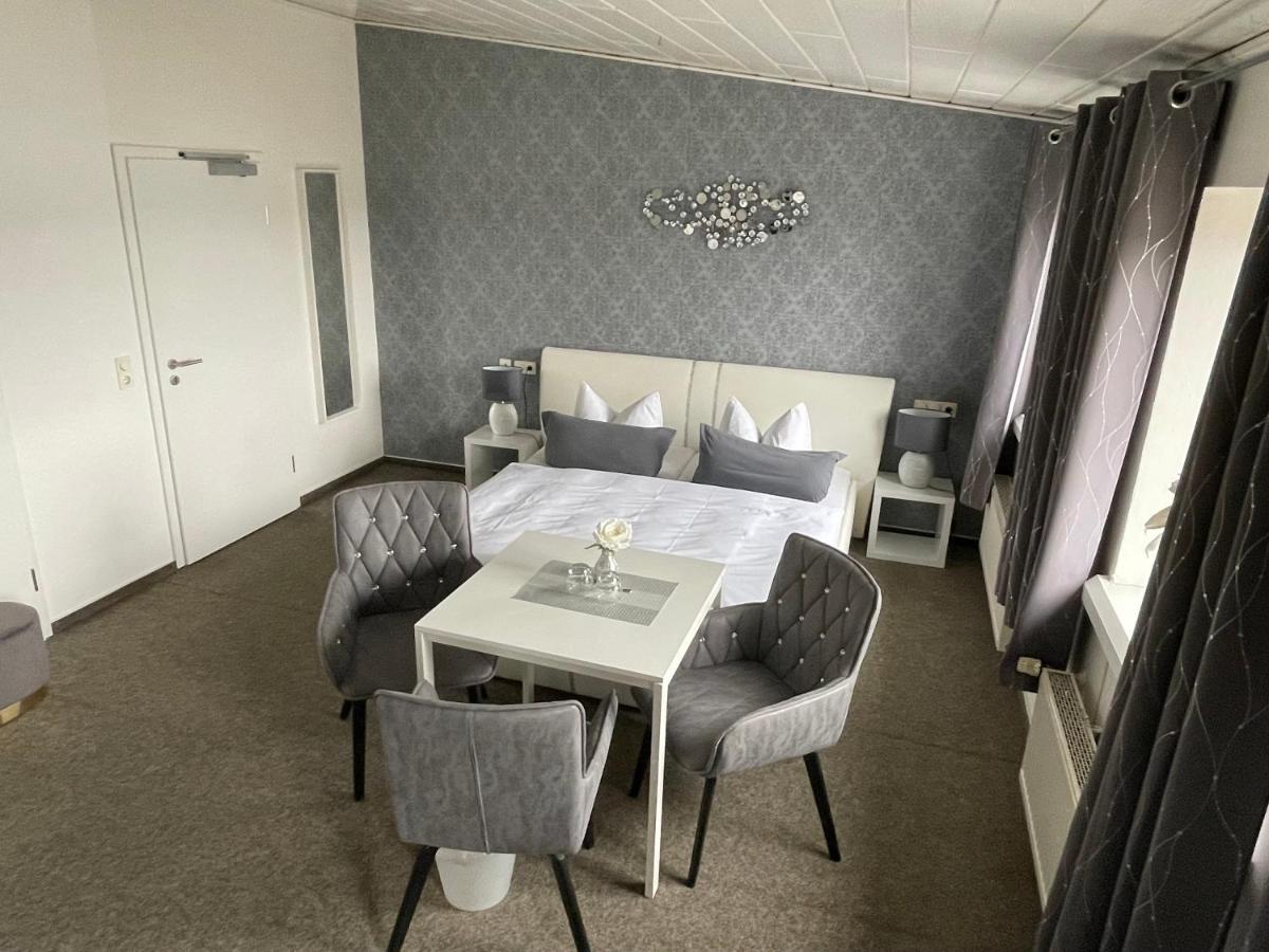 Hotel Schwanenburg Kleve  Bagian luar foto