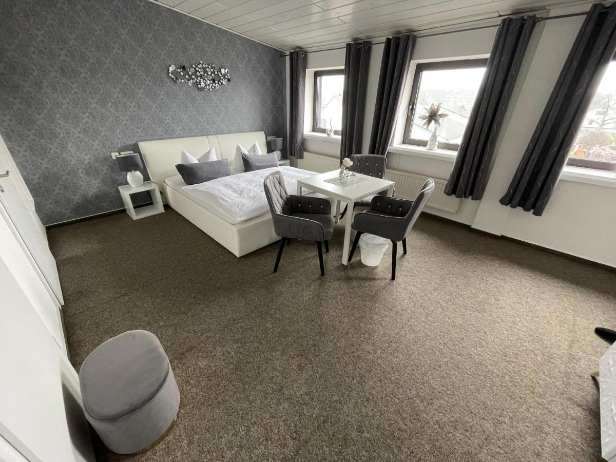 Hotel Schwanenburg Kleve  Bagian luar foto